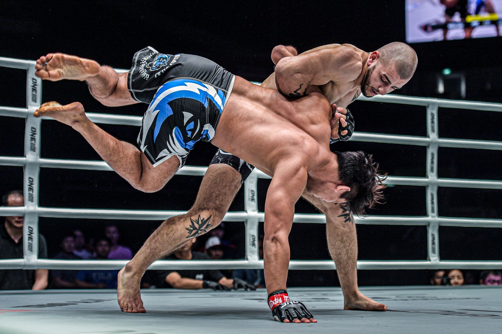 Iurie Lapicus faces Shannon Wiratchai in Singapore