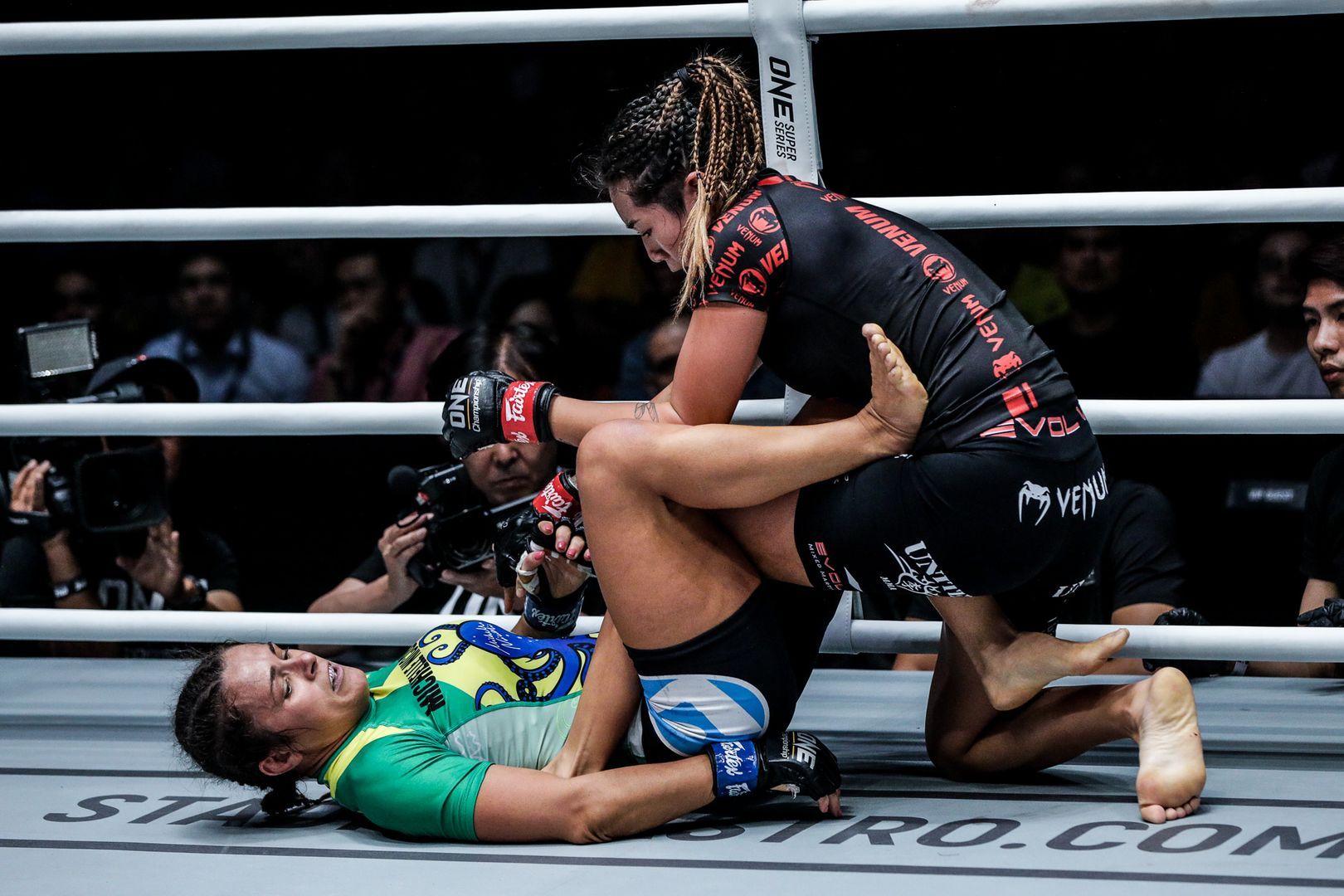 Michelle Nicolini DC 9212.jpg