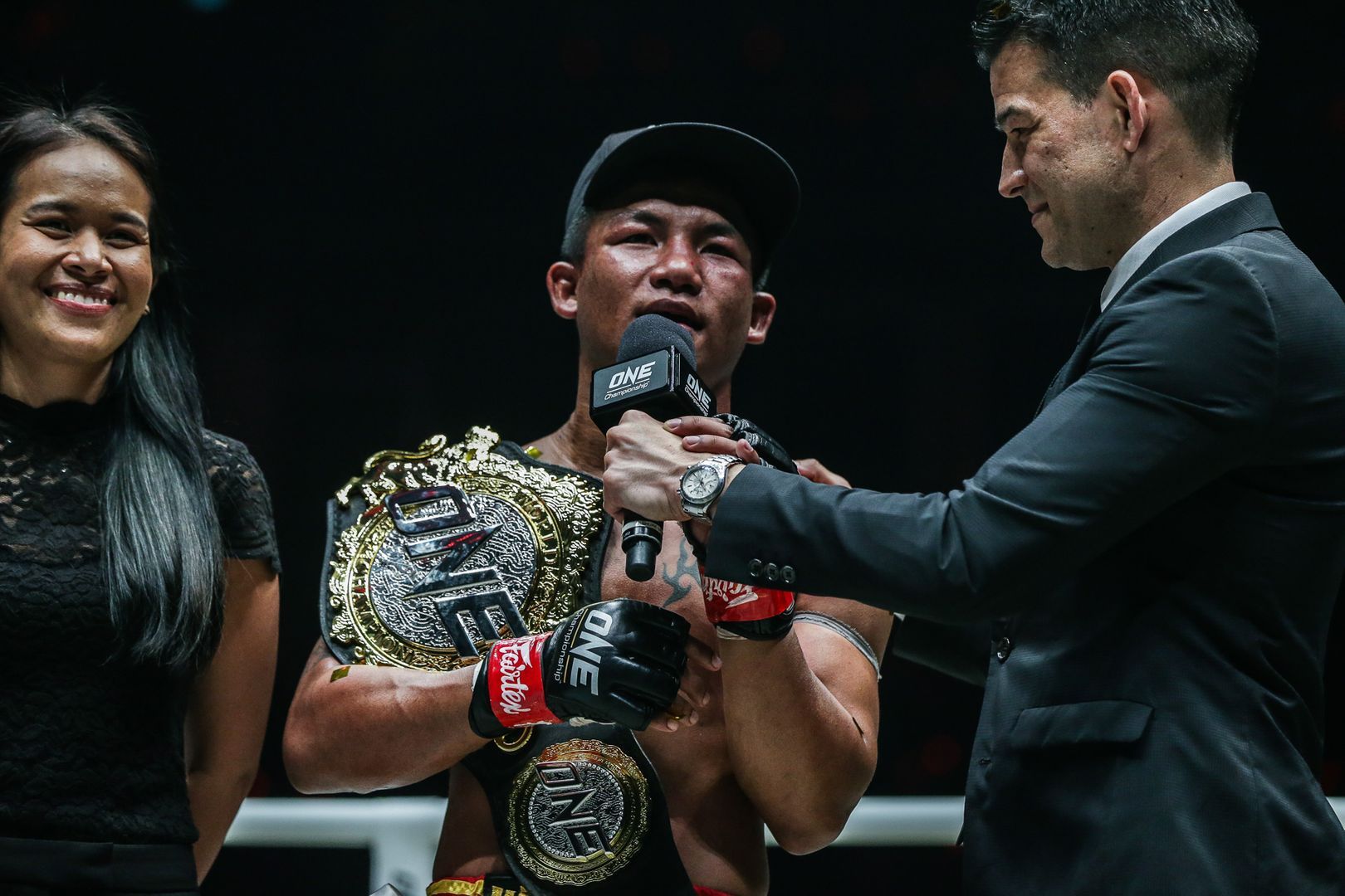 Rodtang Jitmuangnon defeats Jonathan Haggerty at ONE A NEW TOMORROW DC 2188.jpg