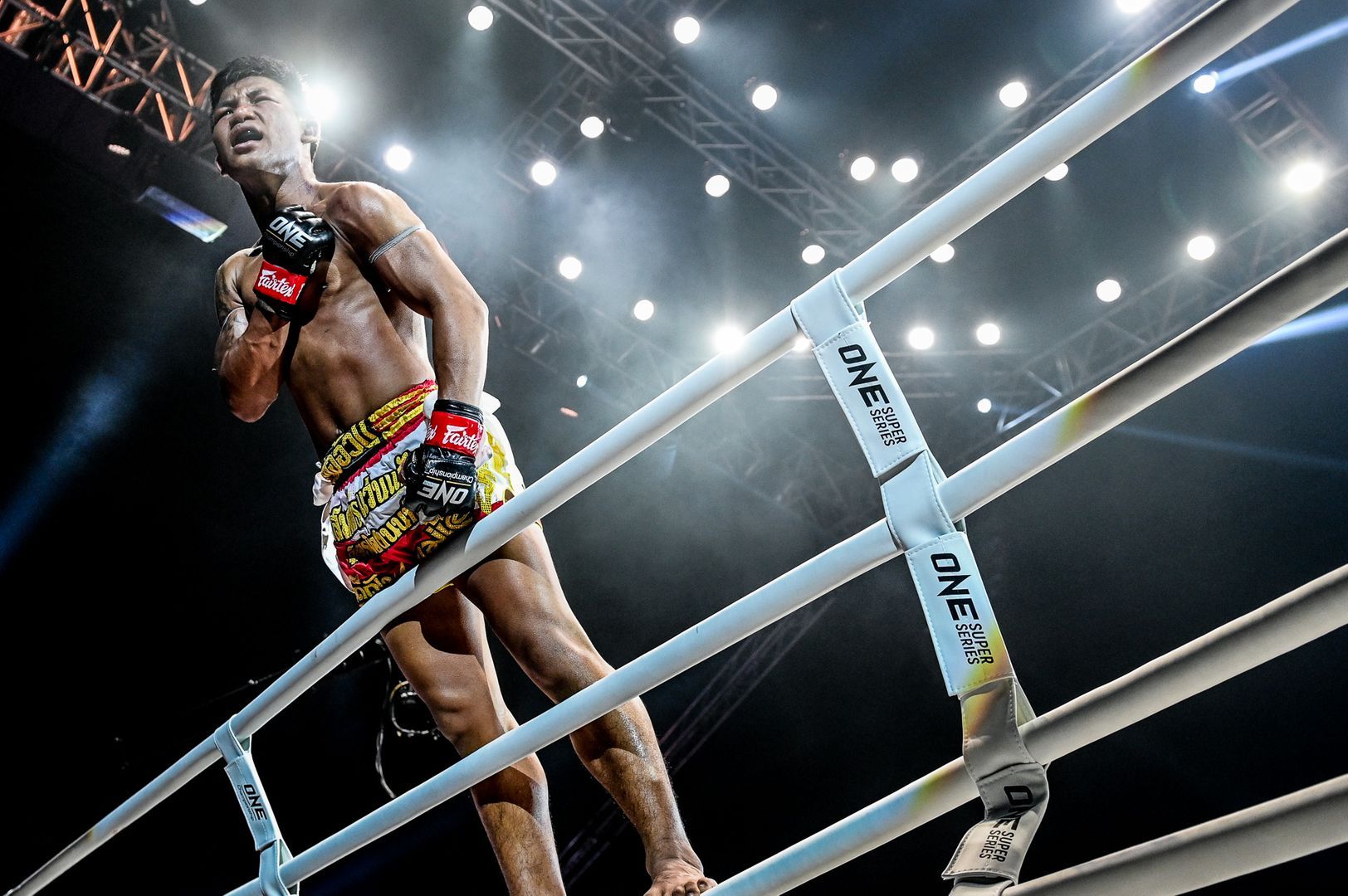 Rodtang Jitmuangnon defeats Jonathan Haggerty at ONE A NEW TOMORROW YK 7304.jpg