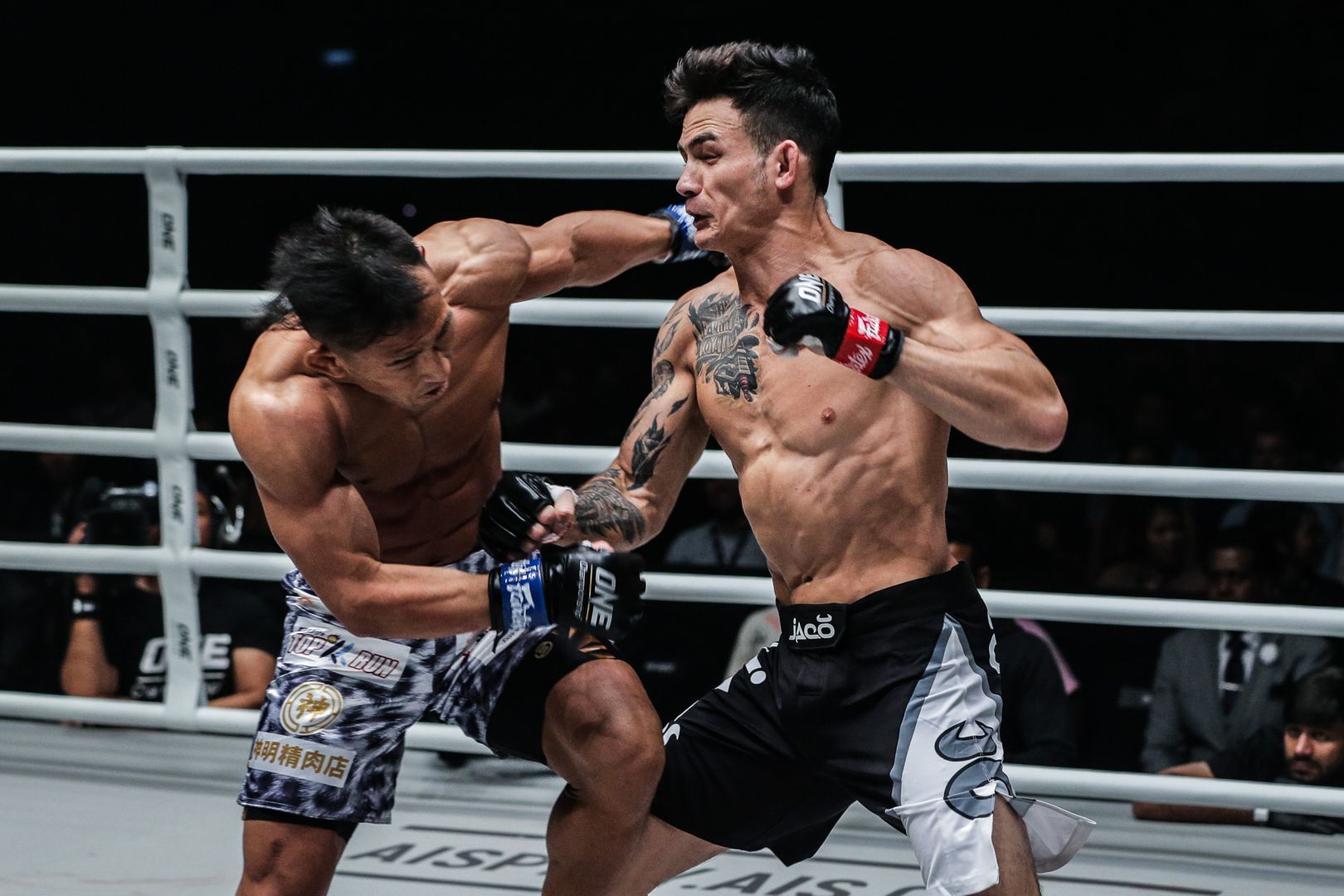 Thanh Le defeats Ryogo Takahashi in Bangkok, Thailand