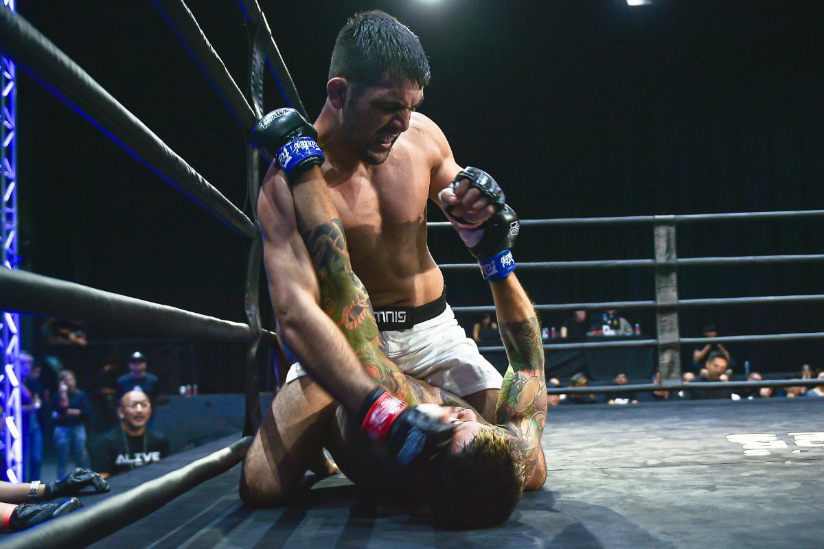 Mehdi Bagheri defeats Koji Shikuwa