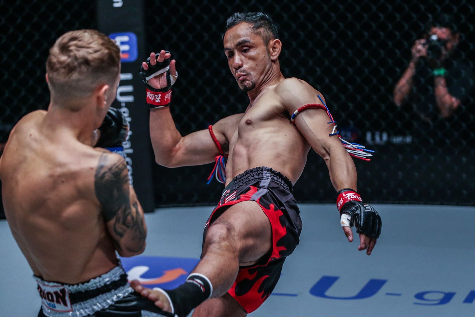 Sam A Gaiyanghadao defeats Rocky Ogden ONE KING OF THE JUNGLE DC DUX_1921.jpg