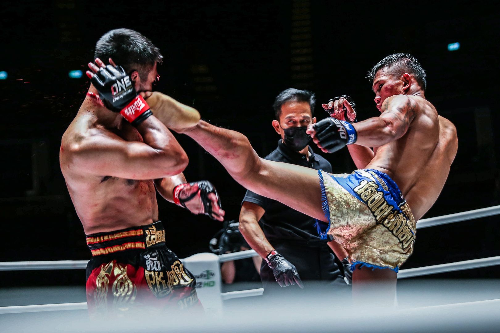 Kulabdam kicks Rodlek