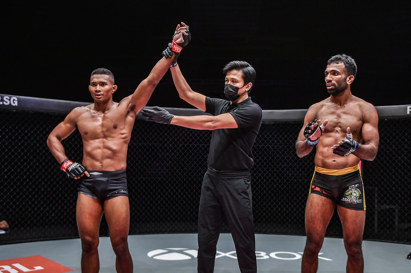 Amir Khan Rahul Raju mixed martial arts 1920X1278 12.jpg