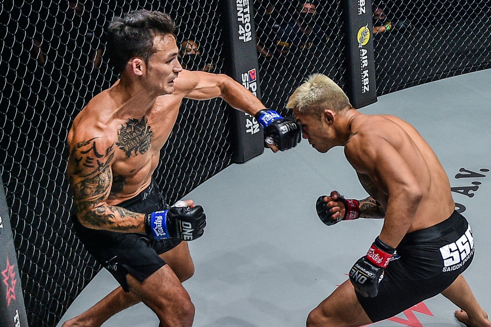 Martin Nguyen Thanh Le inside the matrix 1920X1278 2.jpg