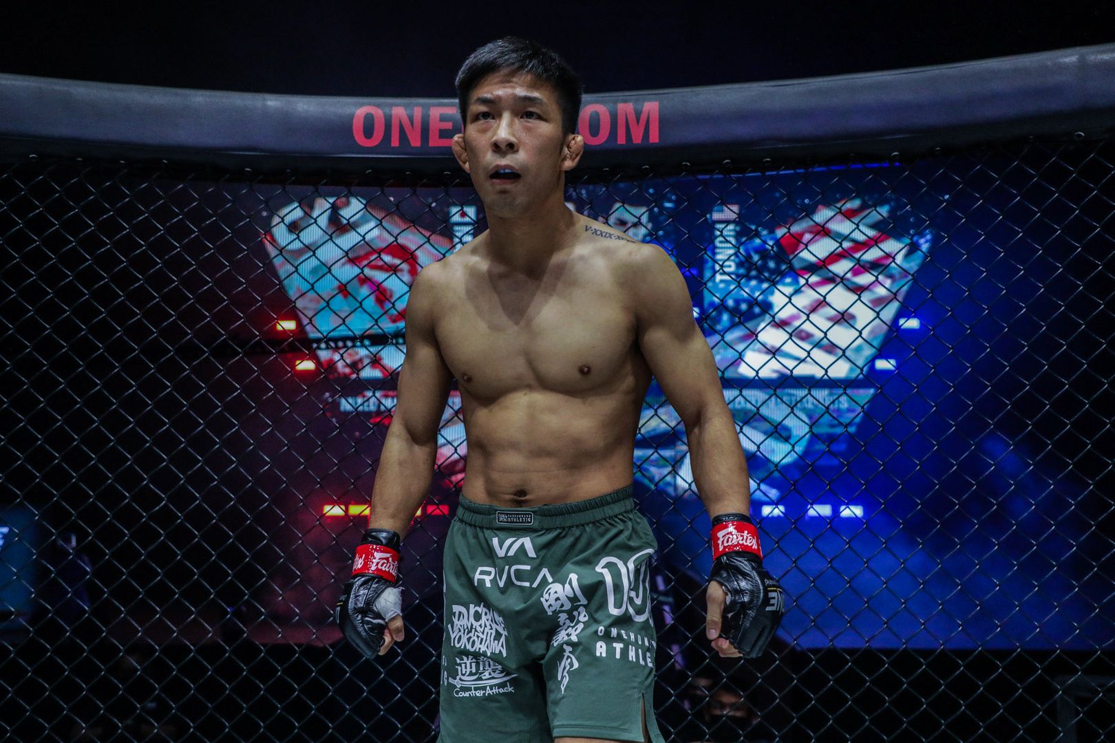 MMA stars Garry Tonon and Koyomi Matsushima fight at ONE: BIG BANG