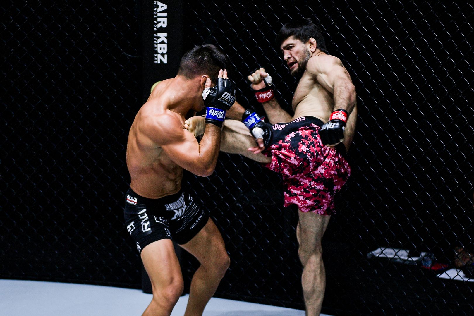 marat gafurov lowen tynanes one collision course 1920X1280 21.jpg