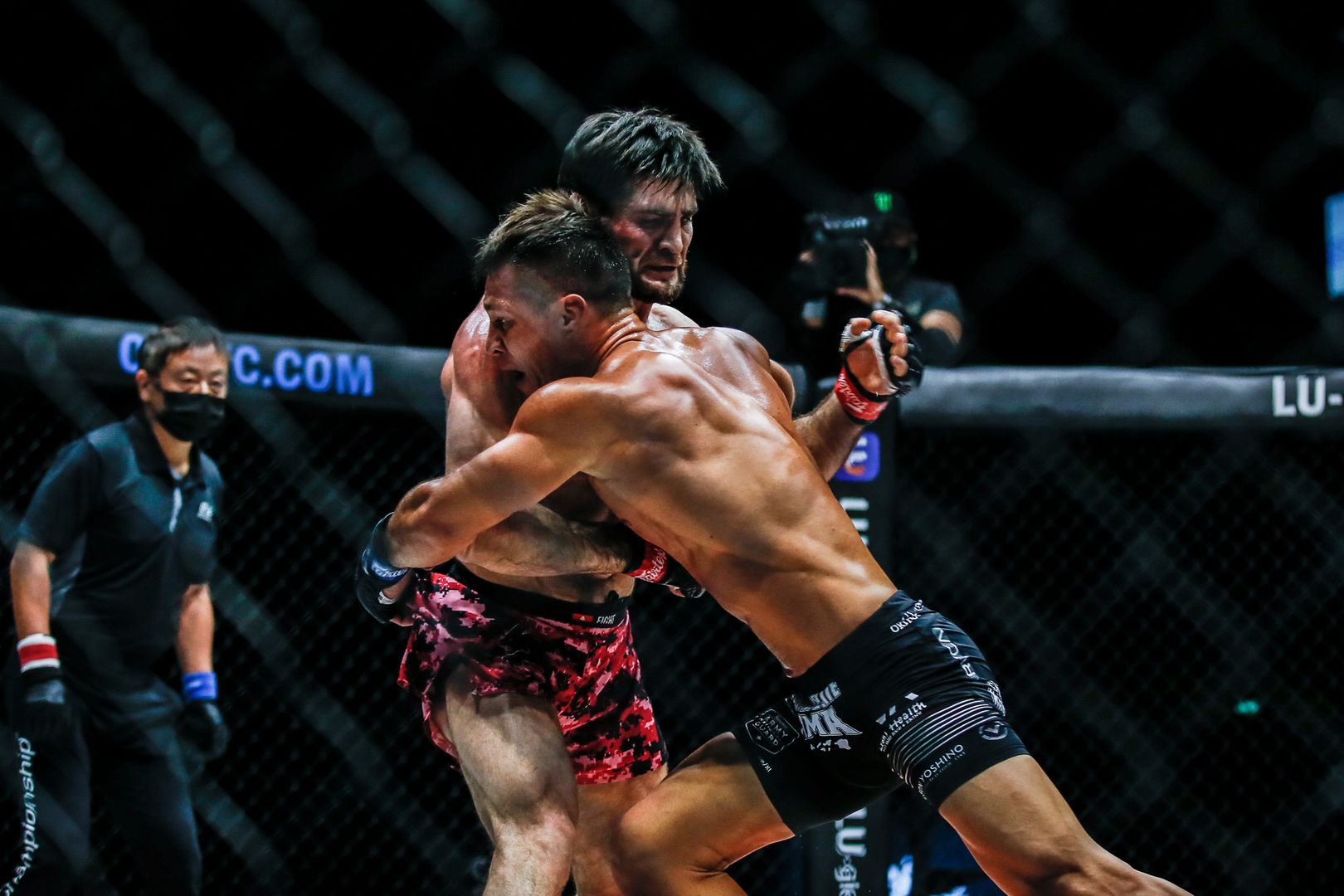 marat gafurov lowen tynanes one collision course 1920X1280 9.jpg