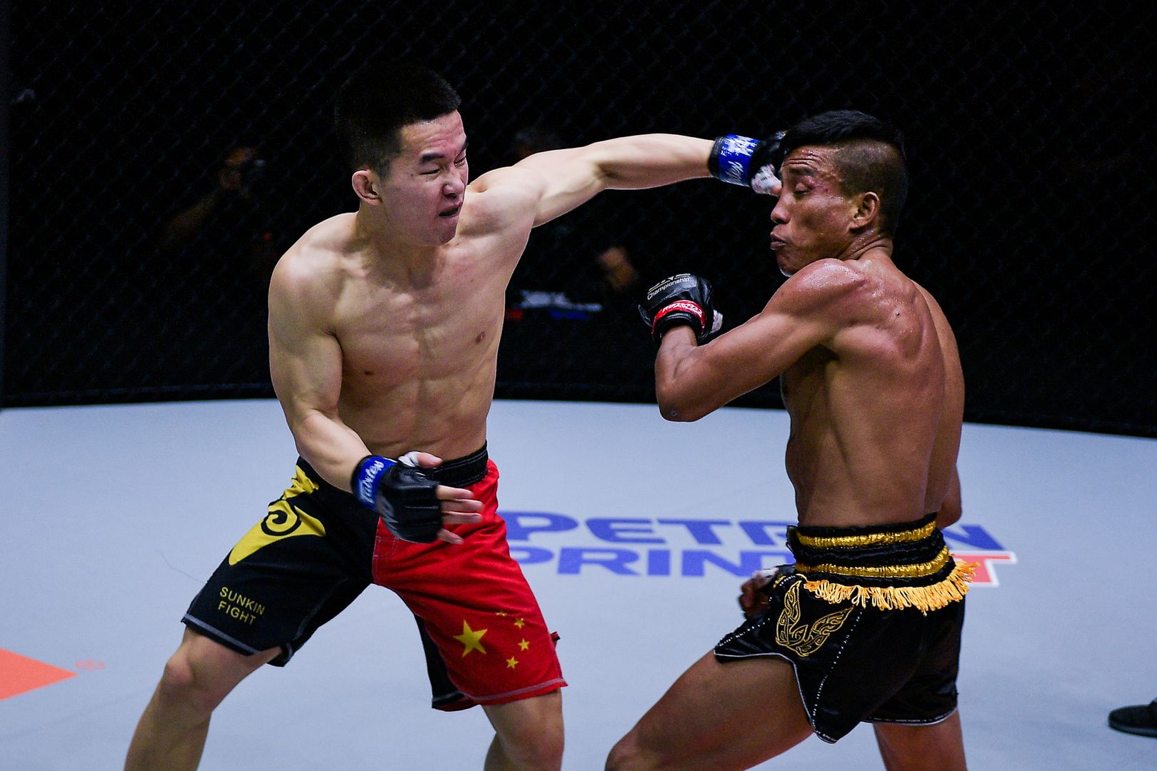 MMA stars Xie Wei and Chan Rothana fight at ONE: COLLISION COURSE