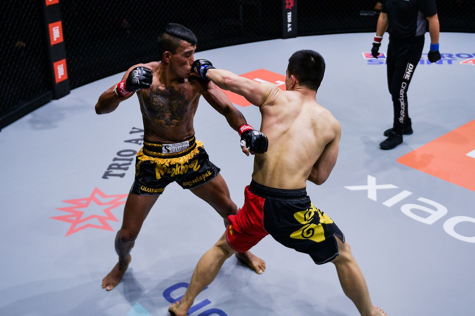 xie wei chan rothana one collision course 1920X1280 34.jpg
