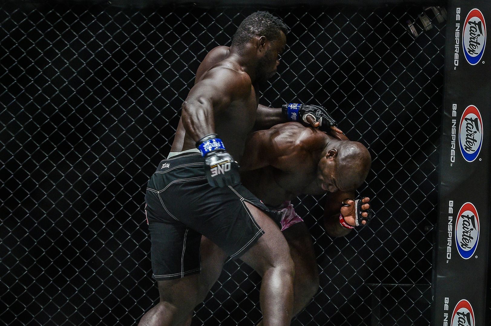 MMA heavyweight stars “Reug Reug” Oumar Kane and Alain Ngalani fight at ONE: UNBREAKABLE II