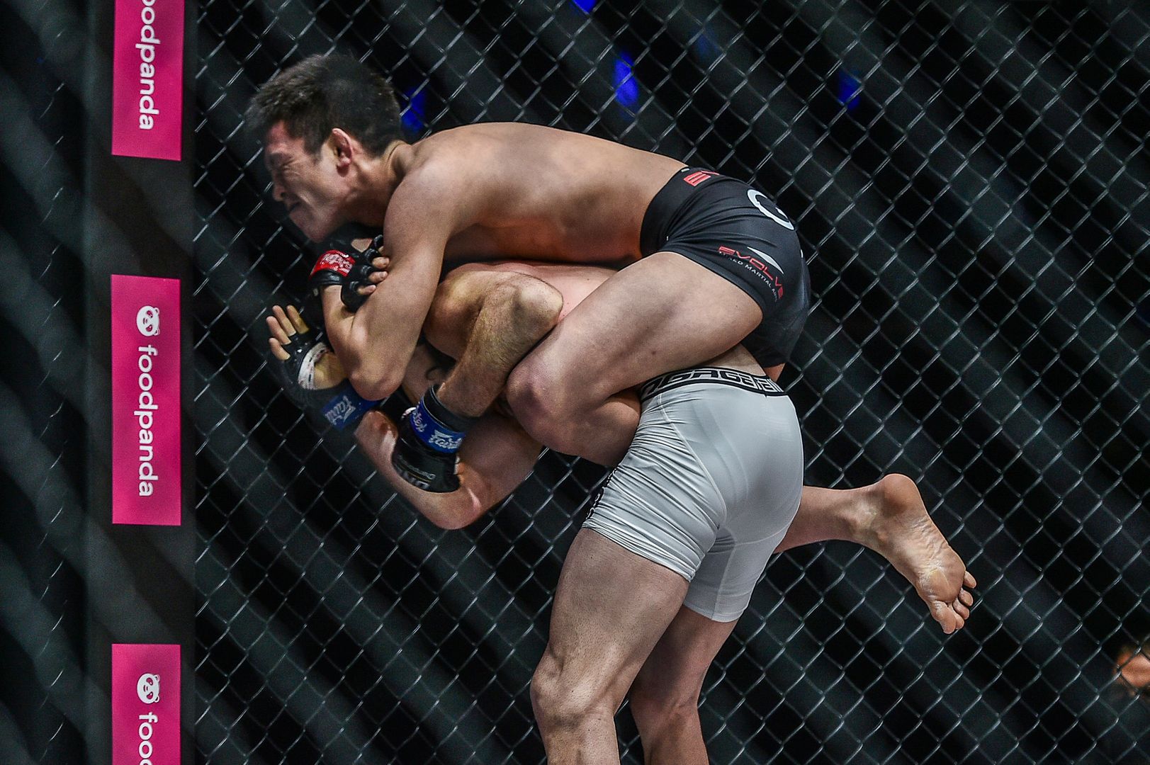 Shinya Aoki James Nakashima ONE UNBREAKABLE 1920X1278 6.jpg
