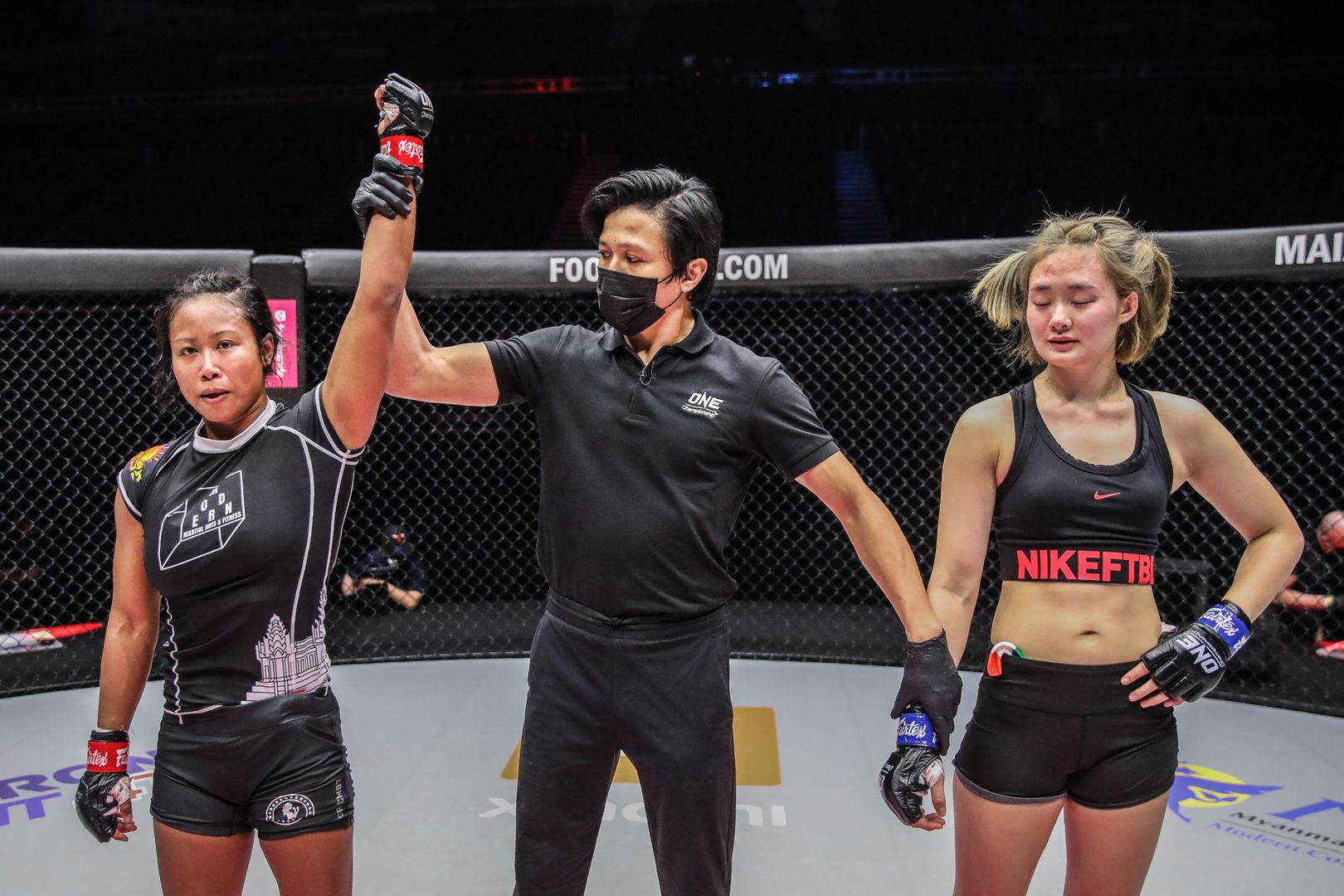 重返赛场的索瓦那·恩姆tko崔贞允 - one championship – the home