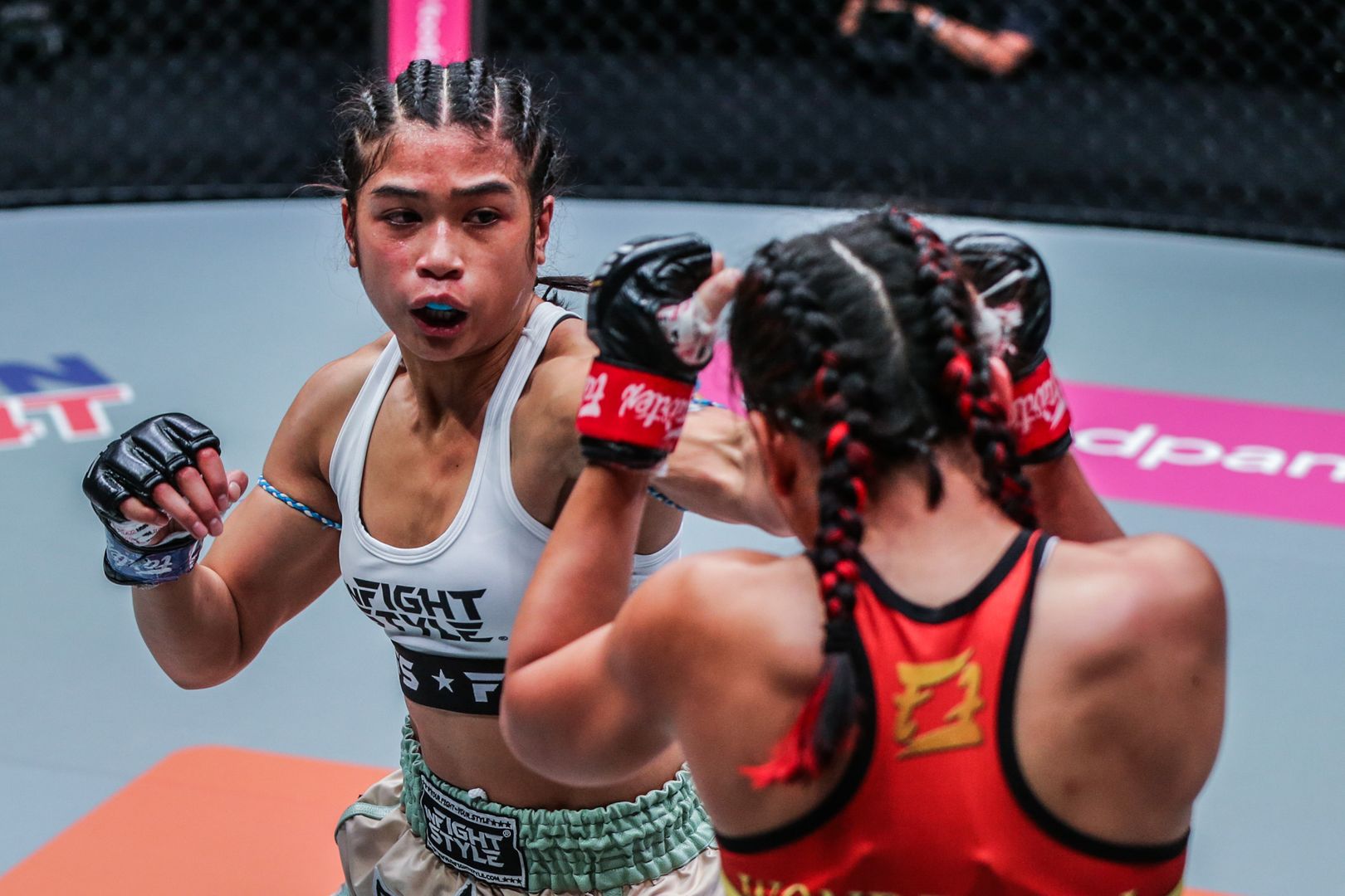 Jackie Buntan fights Wondergirl Fairtex at ONE: FISTS OF FURY