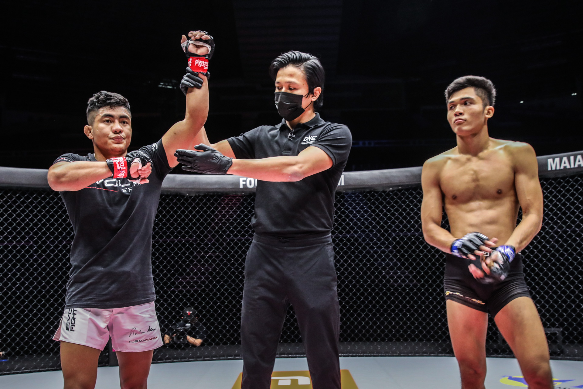 Roshan Mainam Aziz Calim FISTS OF FURY III_1920X1280 3.jpg