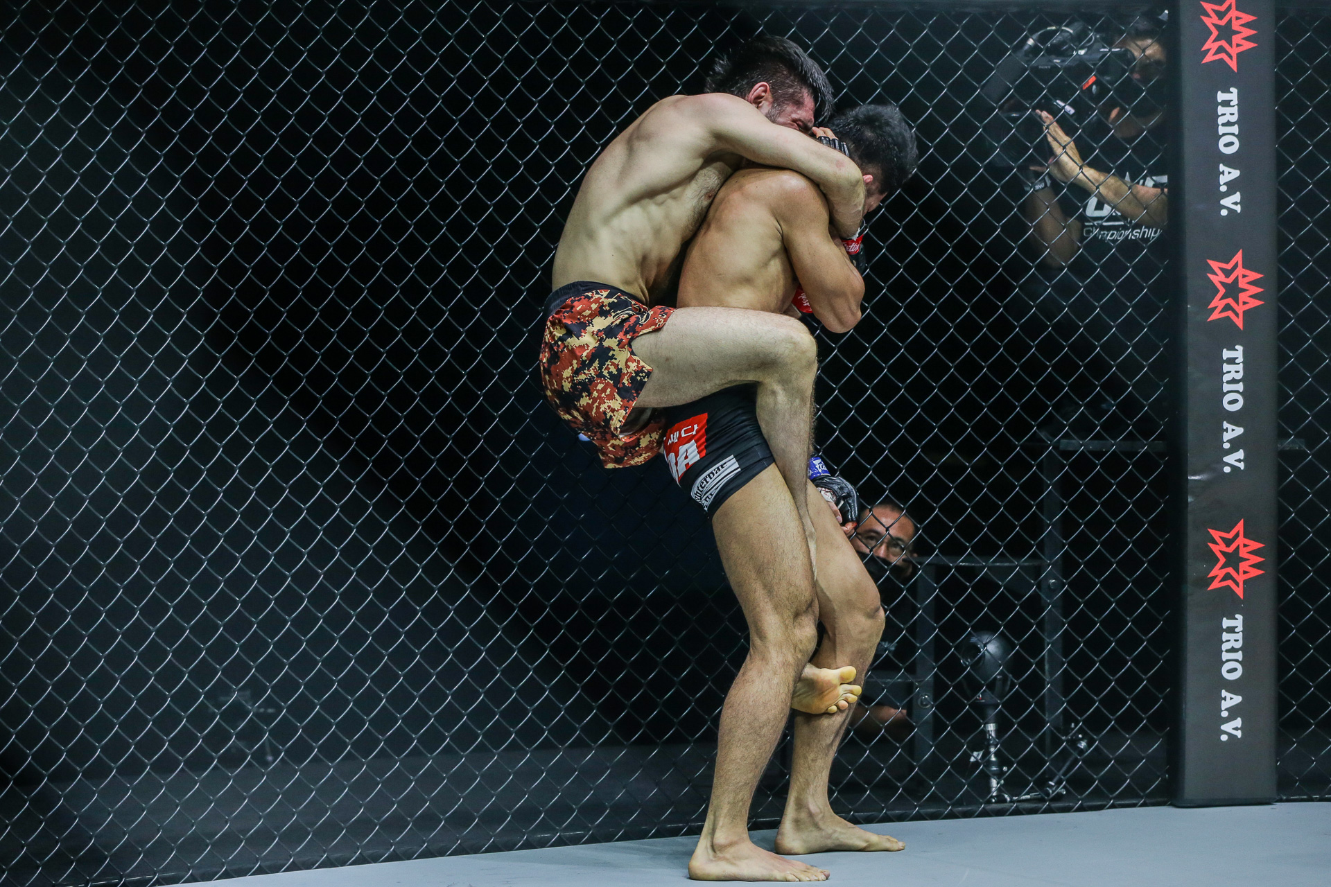Ok Rae Yoon Marat Gafurov ONE on TNT III 1920X1280 36.jpg