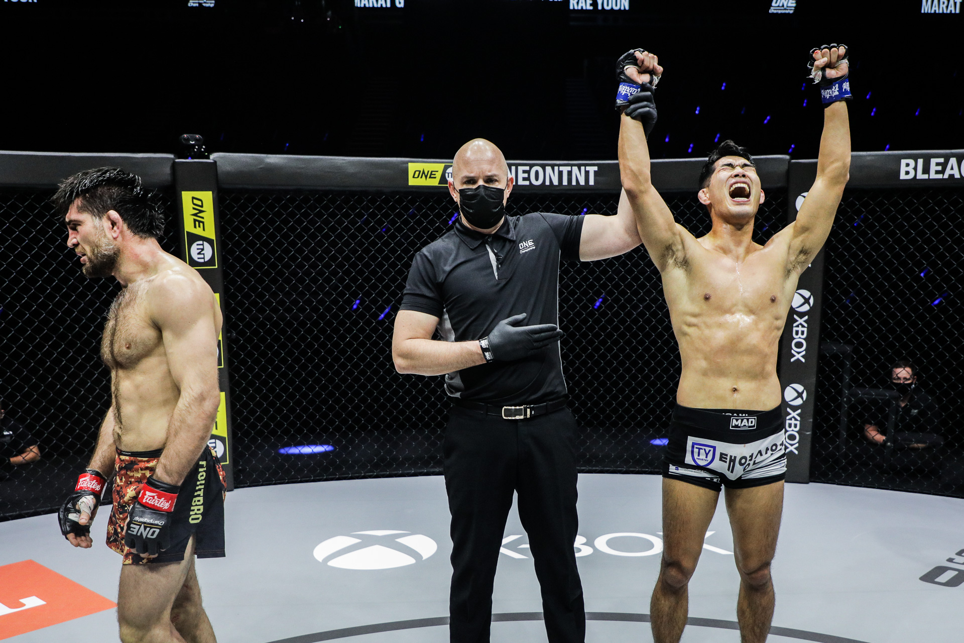 Pictures from Ok Rae Yoon vs. Marat Gafurov at "ONE on TNT III"