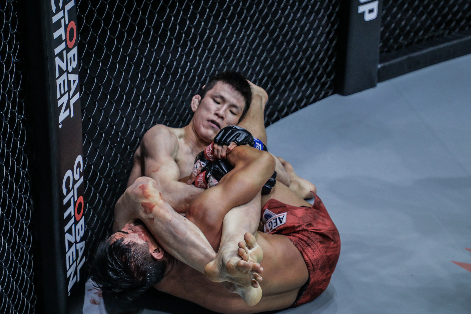 Pictures from the fight between Eduard Folayang and Shinya Aoki from "ONE on TNT IV"
