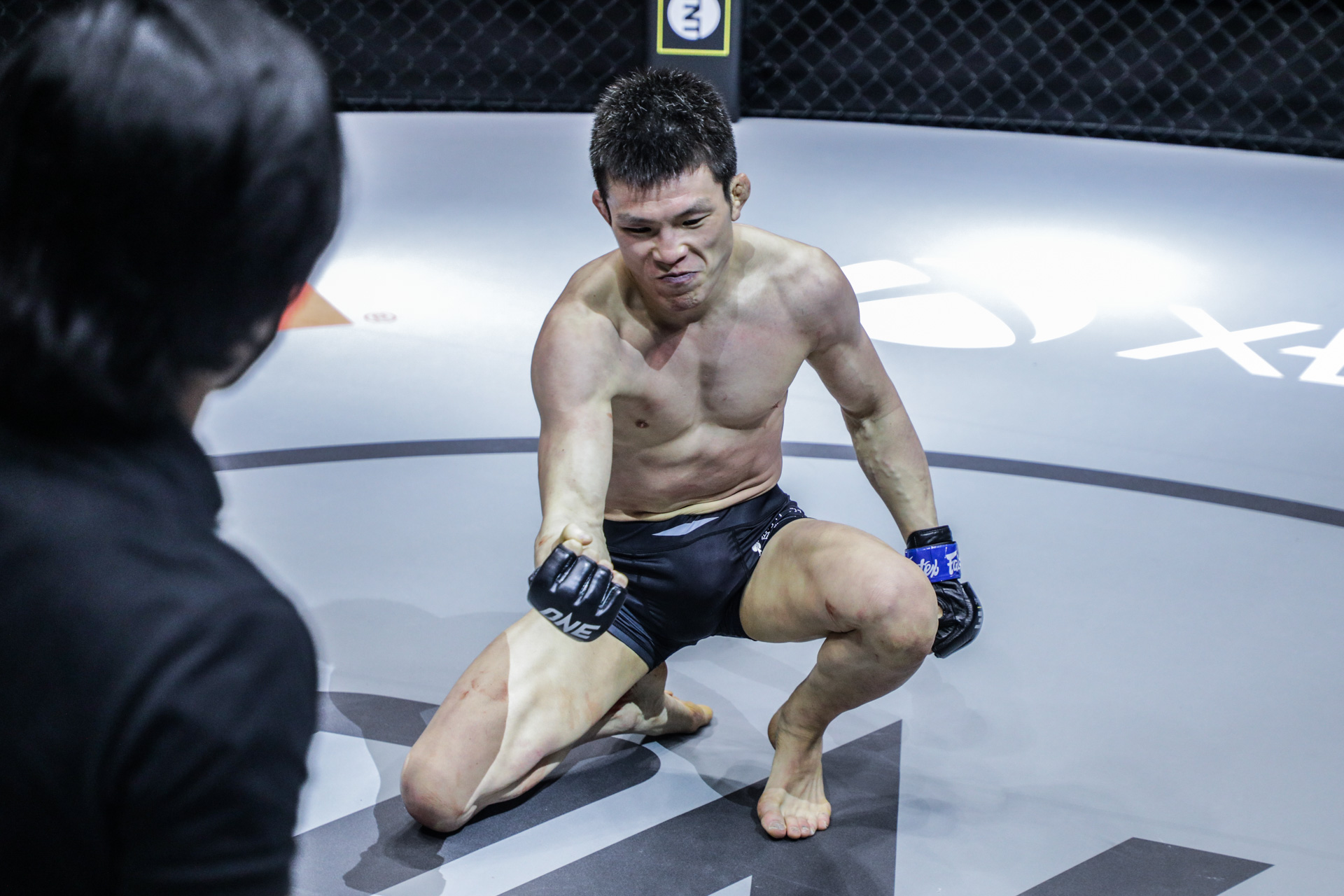 Pictures from the fight between Eduard Folayang and Shinya Aoki from "ONE on TNT IV"