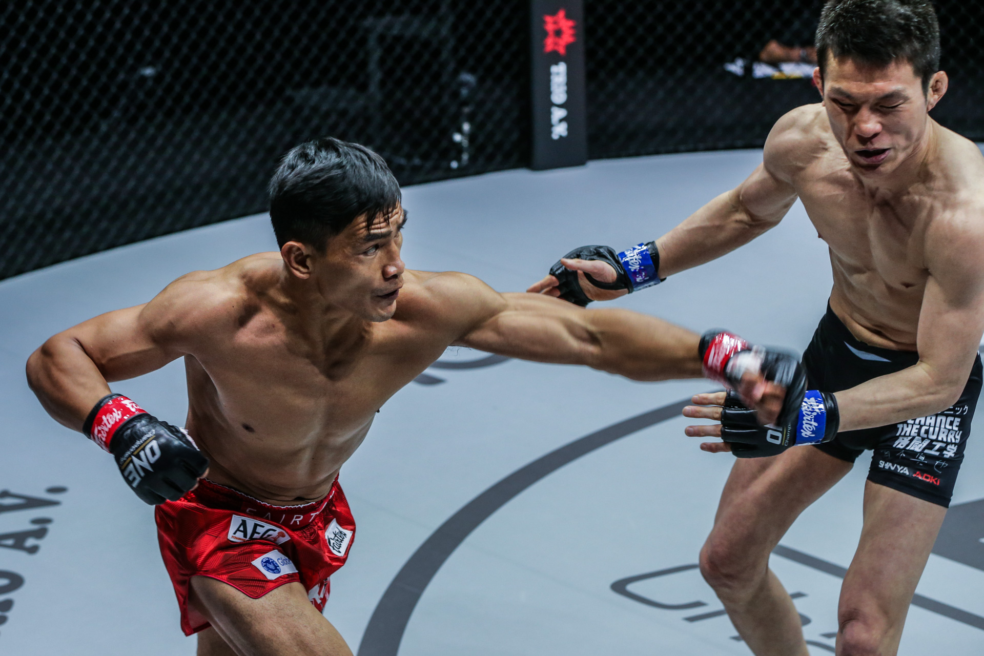 Pictures from the fight between Eduard Folayang and Shinya Aoki from "ONE on TNT IV"