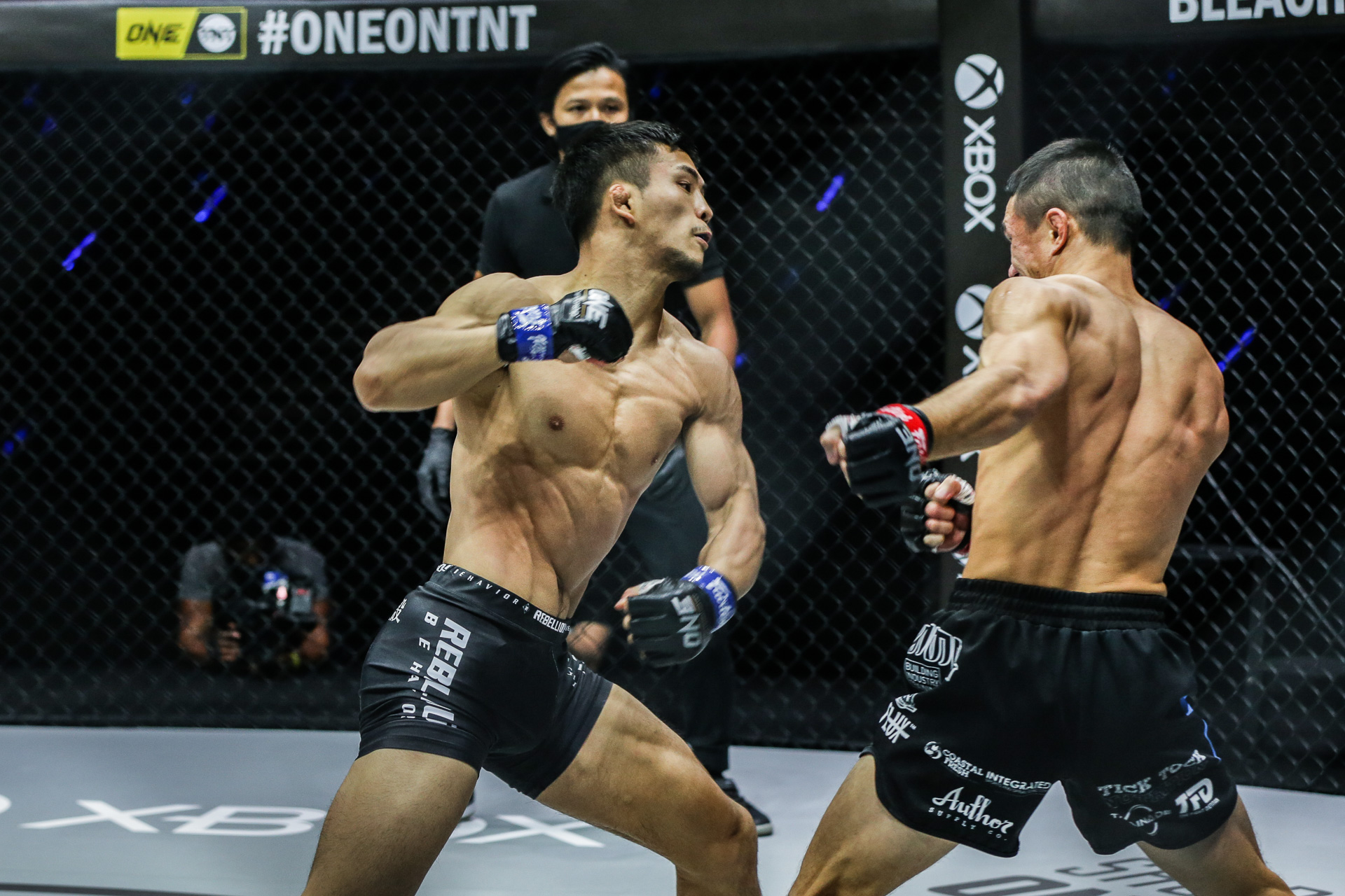 Yuya Wakamatsu Reece McLaren ONE on TNT III 1920X1280 24.jpg