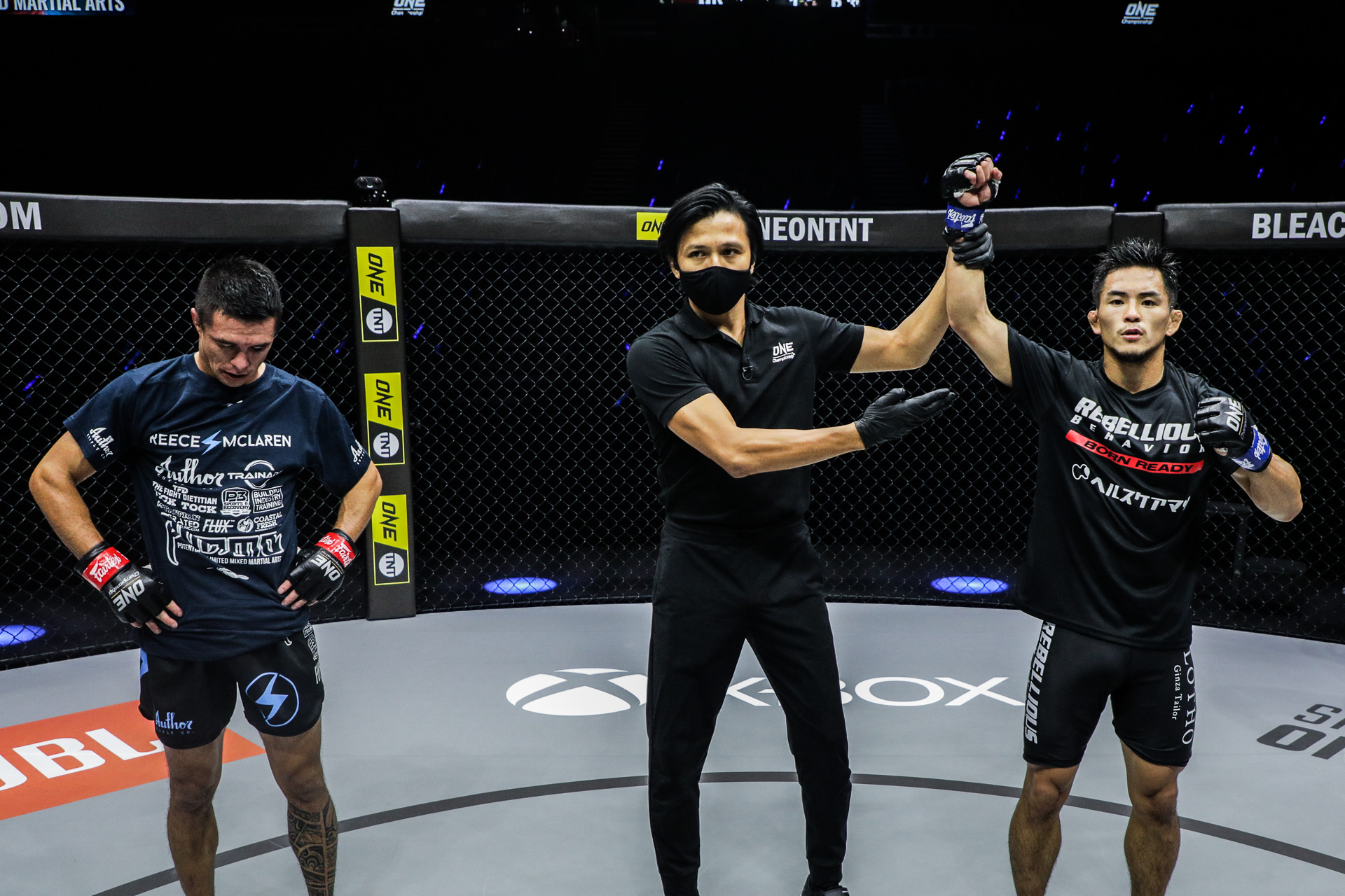 Yuya Wakamatsu Reece McLaren ONE on TNT III 1920X1280 60.jpg