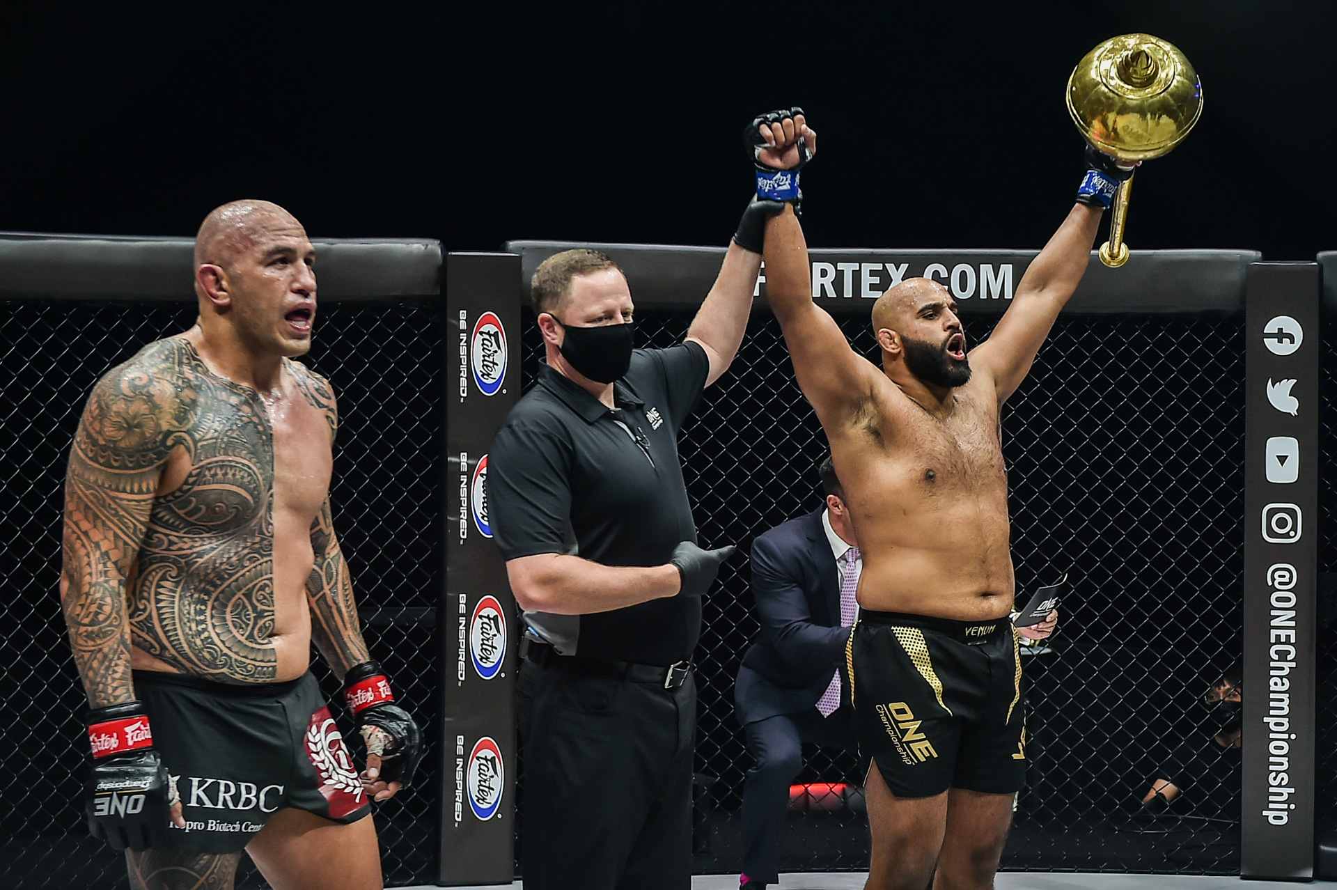 Arjan Bhullar Brandon Vera ONE DANGAL 1920X1278 2.jpg
