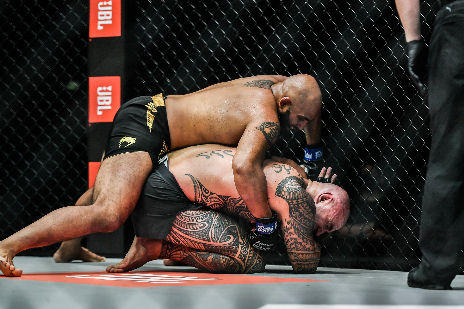 Scenes from the ONE Heavyweight World Title fight between Arjan Bhullar and Brandon Vera at ONE: DANGAL on 15 May