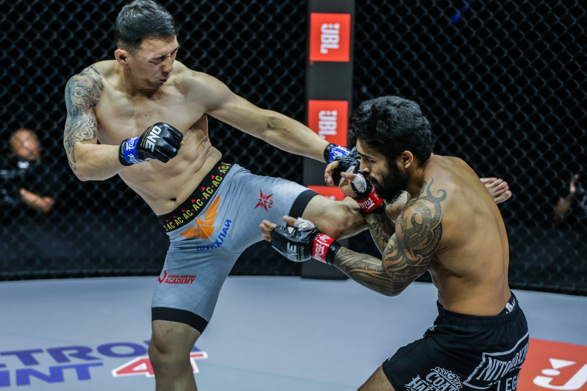 Pictures from the Amarsanaa Tsogookhuu vs. Ben Wilhelm bout at ONE: FULL BLAST II