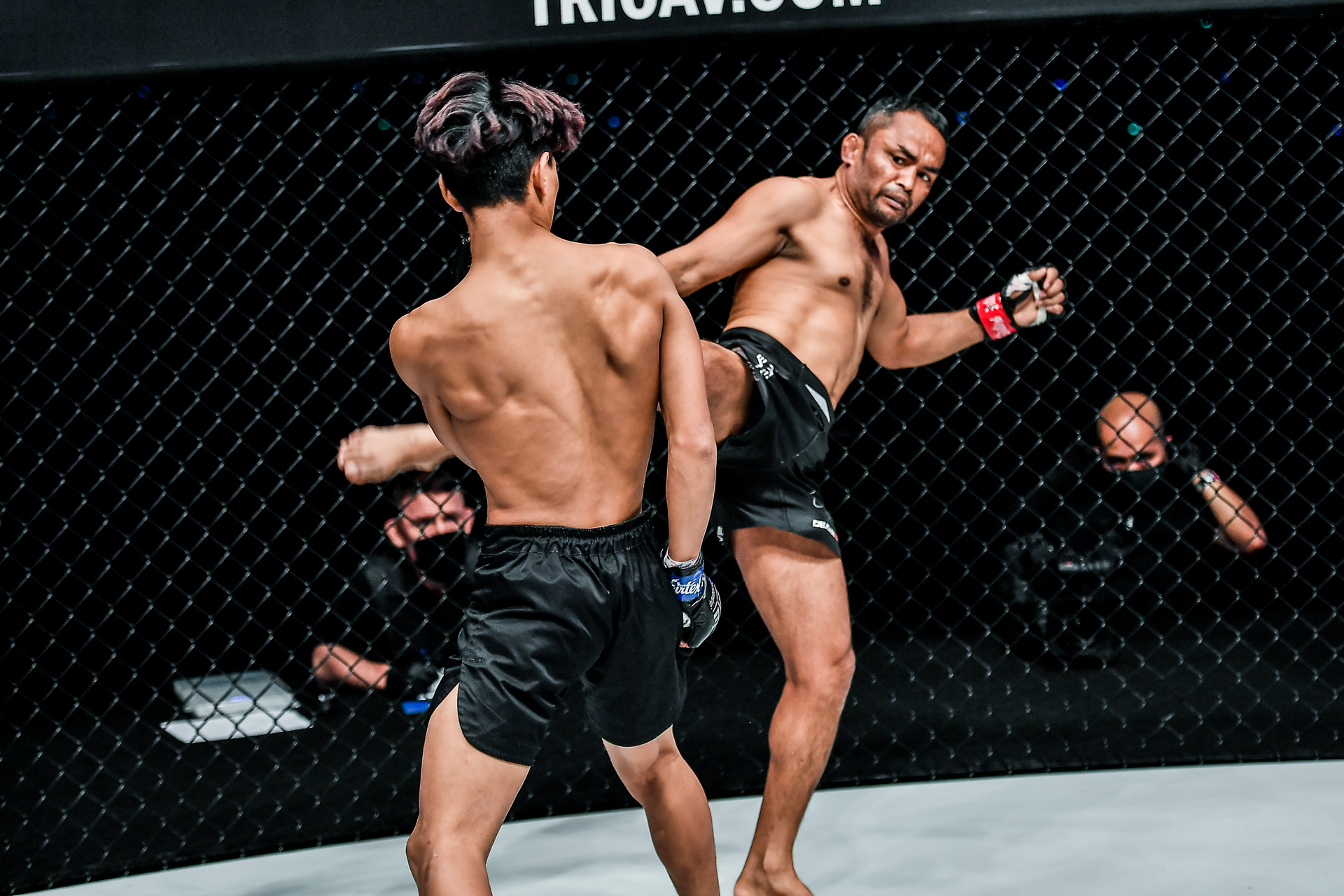 Dejdamrong Banma Duoji BATTLEGROUND III 1920X1278 1.jpg