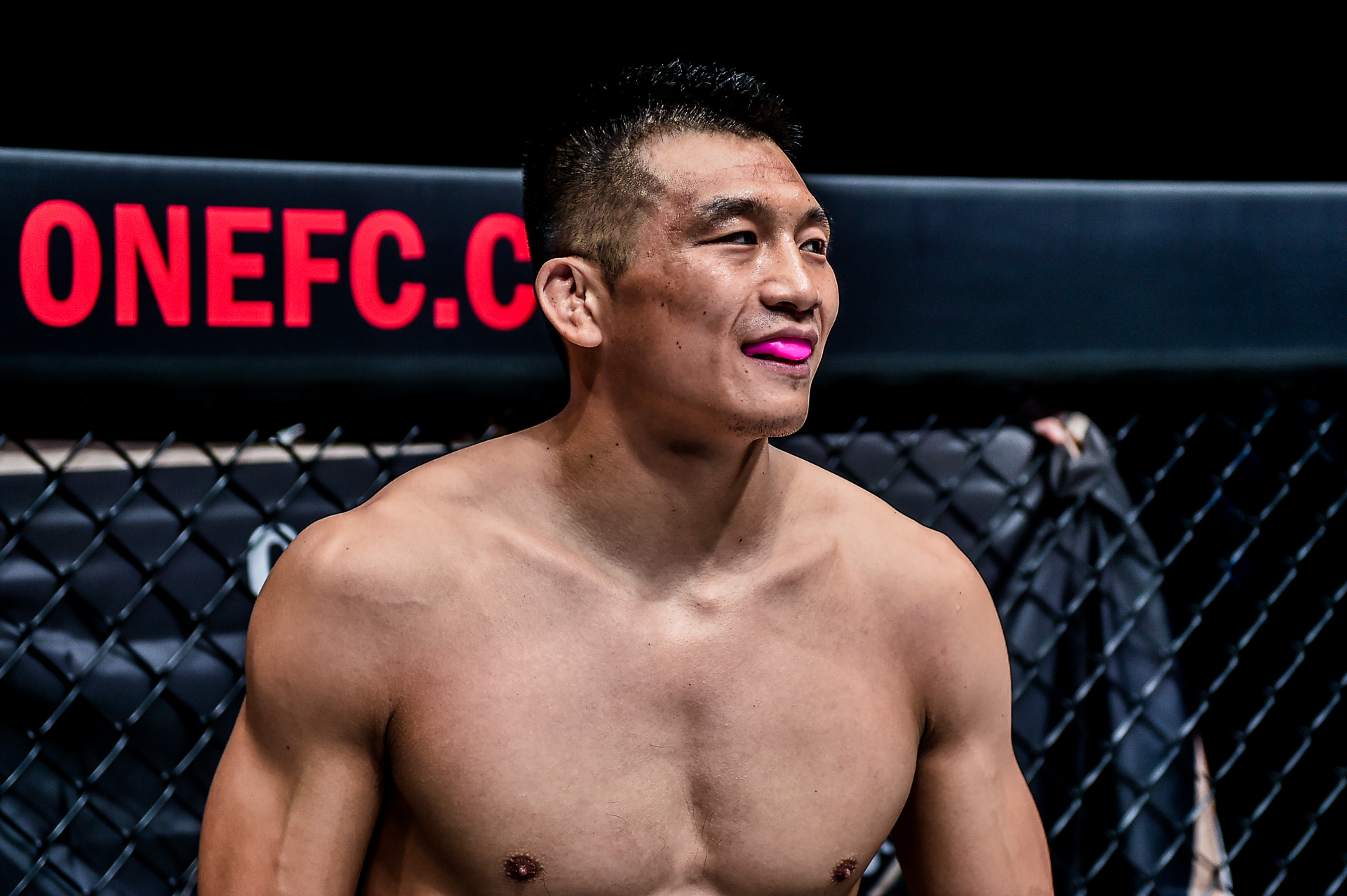 Pictures from the lightweight showdown between Eduard Folayang and Zhang Lipeng at ONE: BATTLEGROUND II