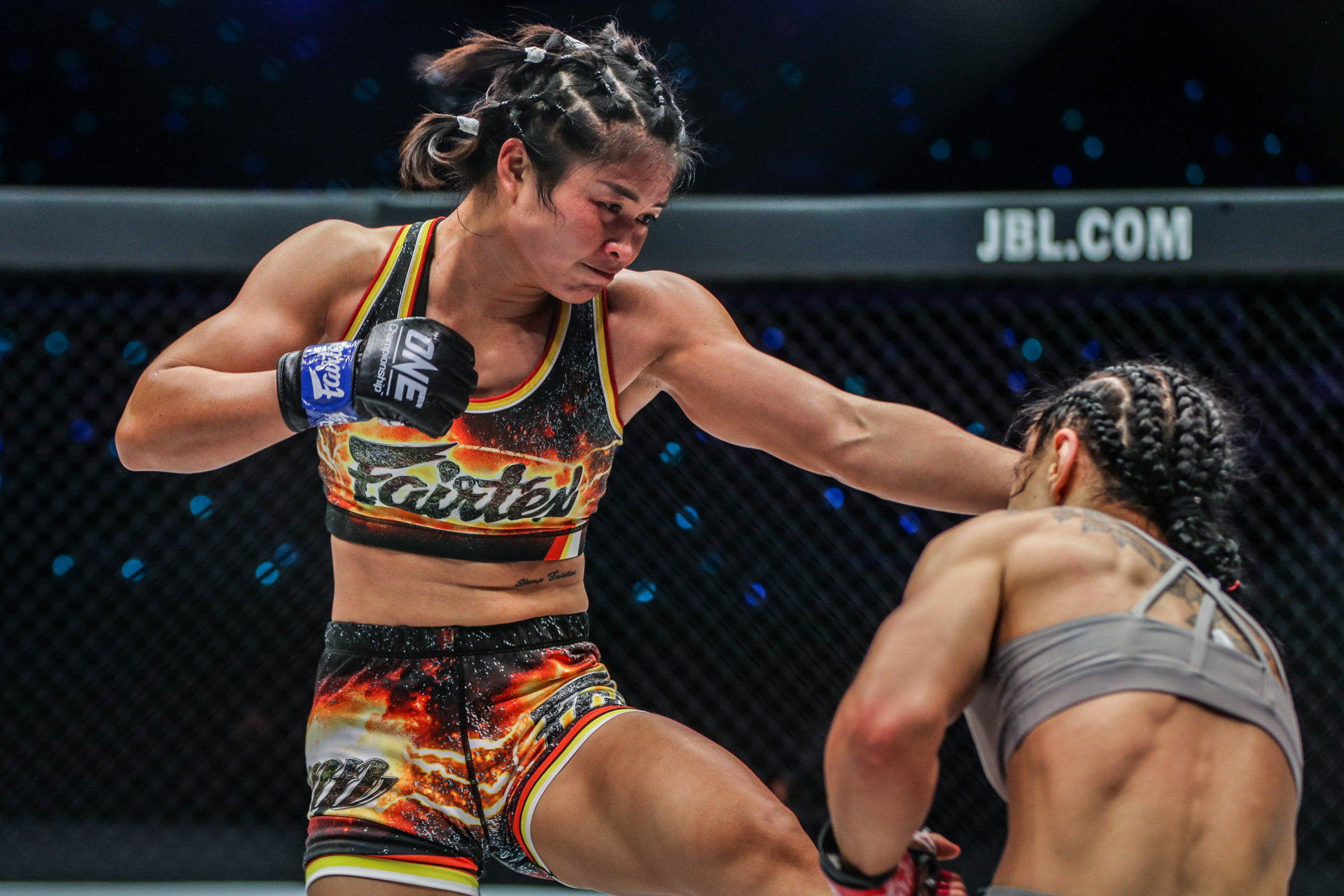 Stamp Fairtex Alyona Rassohyna 1920X1280 EMPOWER 27.jpg