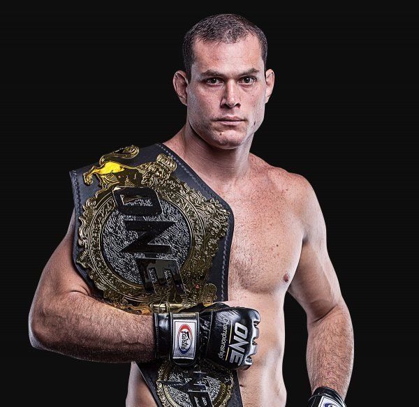 Roger_Gracie hero 600x583