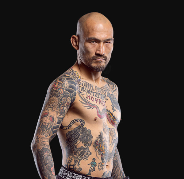 Kotetsu_Boku hero 1200x11651 600x583