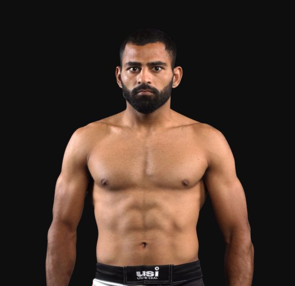 Pardeep_Kumar hero 1200x1165 600x583