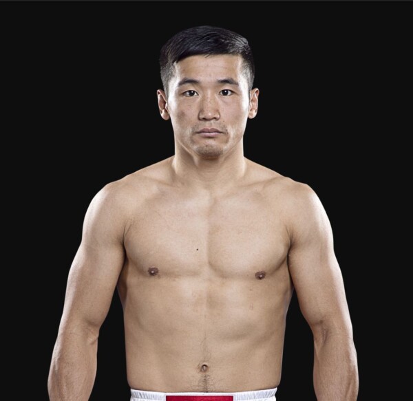 Li_Hong_Jiang hero 1200x1165 2 600x583