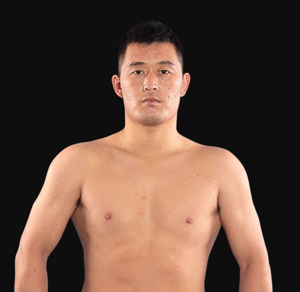Hu_Si_Le hero 1200x1165 1 600x583