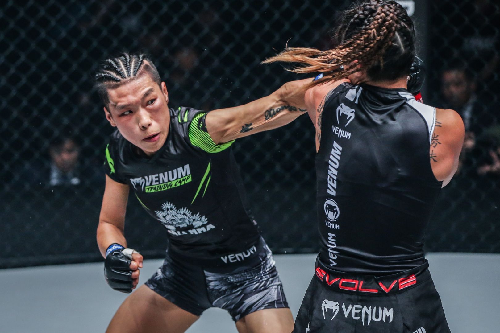 Angela Lee defeats Xiong Jing Nan at ONE CENTURY DC DUX_2174