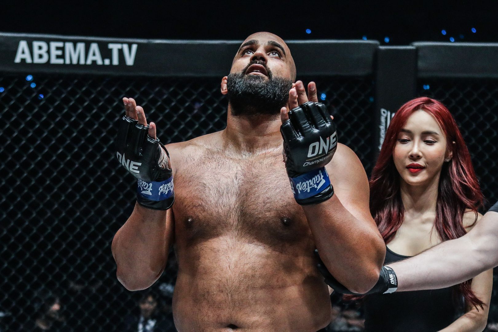 Arjan Bhullar defeats Mauro Cerilli at ONE CENTURY DUX 9326