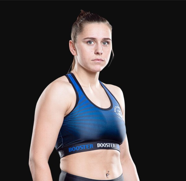 Christina_Breuer hero 1200x1165 1 600x583