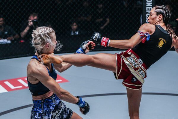 JAnet Todd defeats Ekaterina Vandaryeva at ONE CENTURY DC DUX_1396 600x400