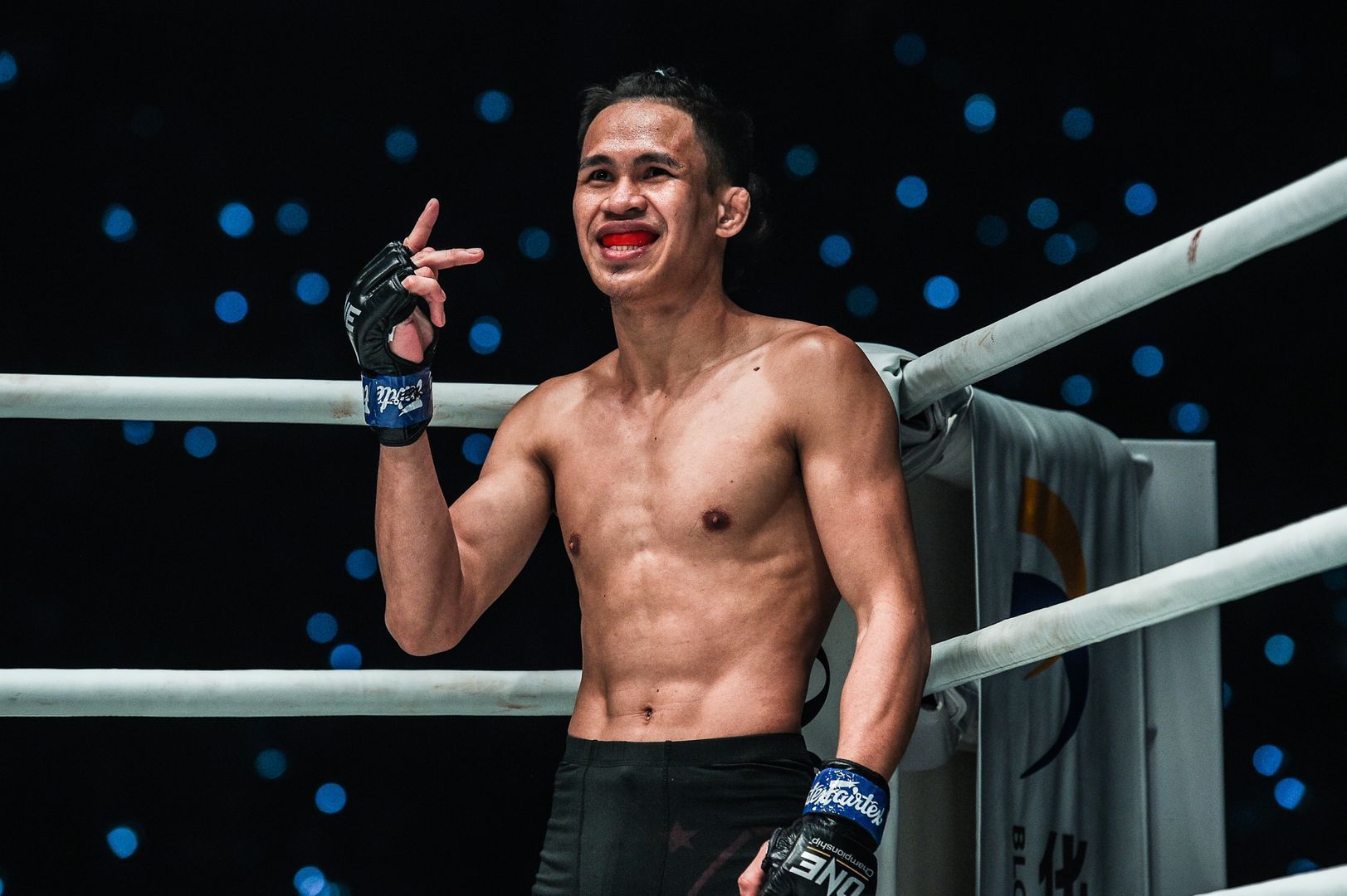 Jeremy Miado defeats Miao Li Tao at ONE AGE OF DRAGONS YK 6902