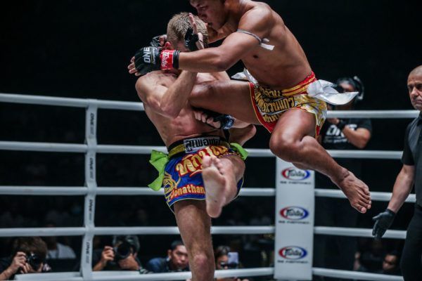 Rodtang Jitmuangnon defeats Jonathan Haggerty at ONE A NEW TOMORROW