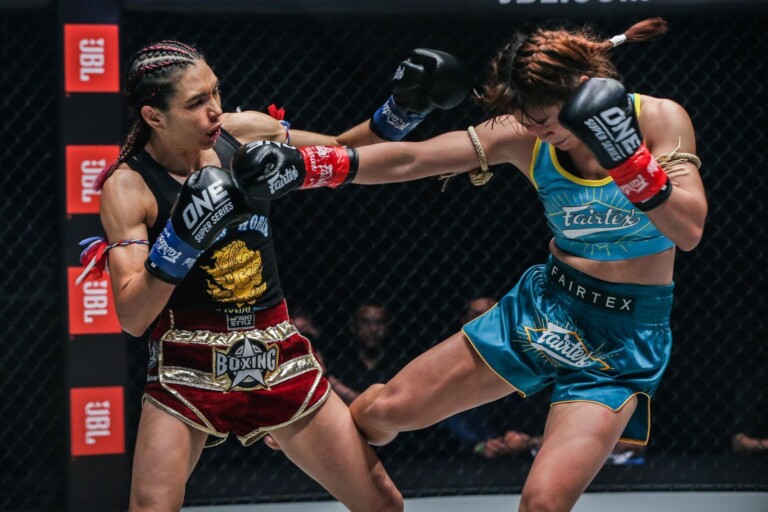 Janet Todd defeats Stamp Fairtex ONE KING OF THE JUNGLE DC DUX_2242 768x512