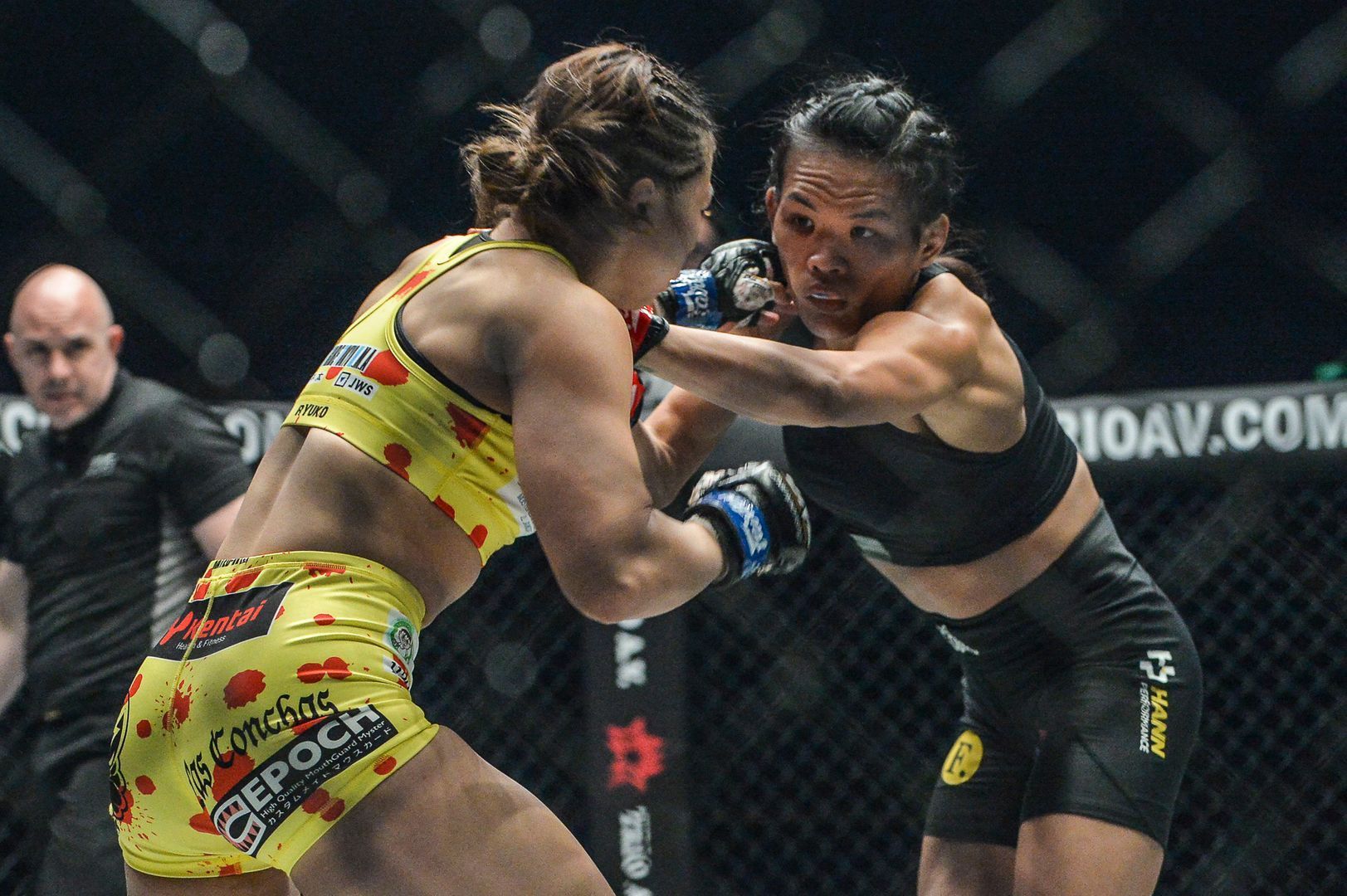 Tiffany Teo defeats Ayaka Miura ONE KING OF THE JUNGLE AC 6218