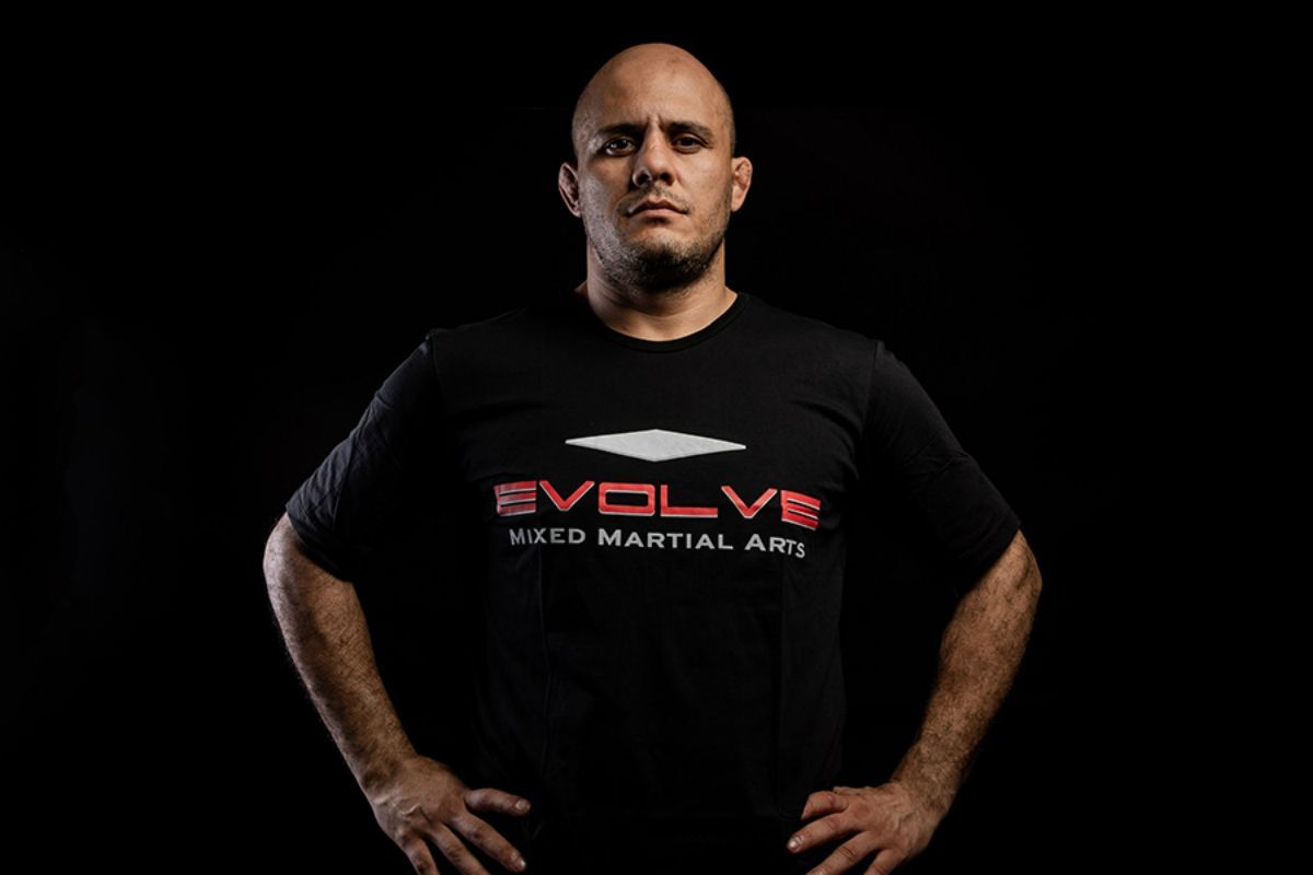 Siyar Bahadurzada 1200X800