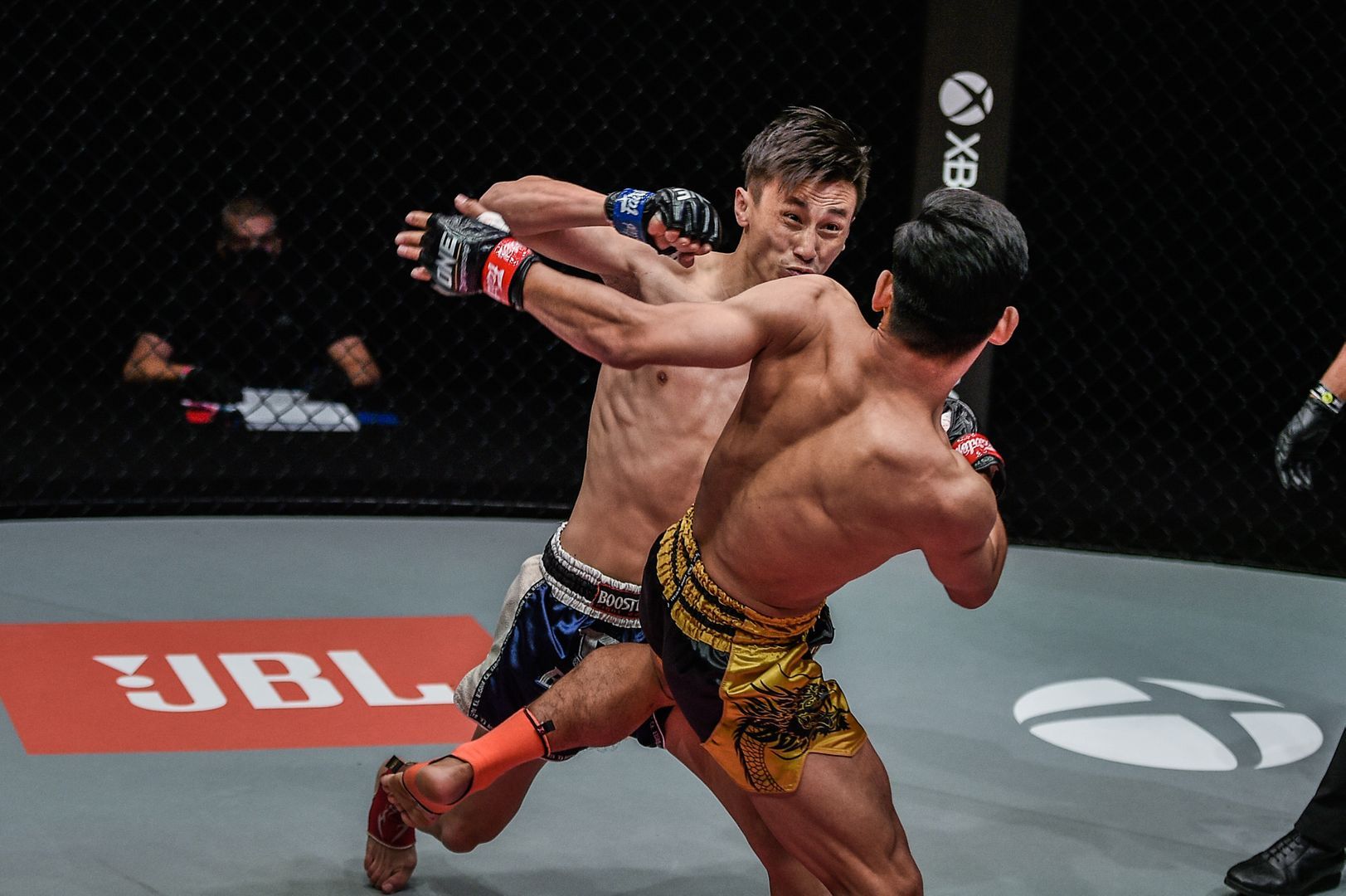 Azwan Che Wil Wang Wenfeng 1920X1278 10