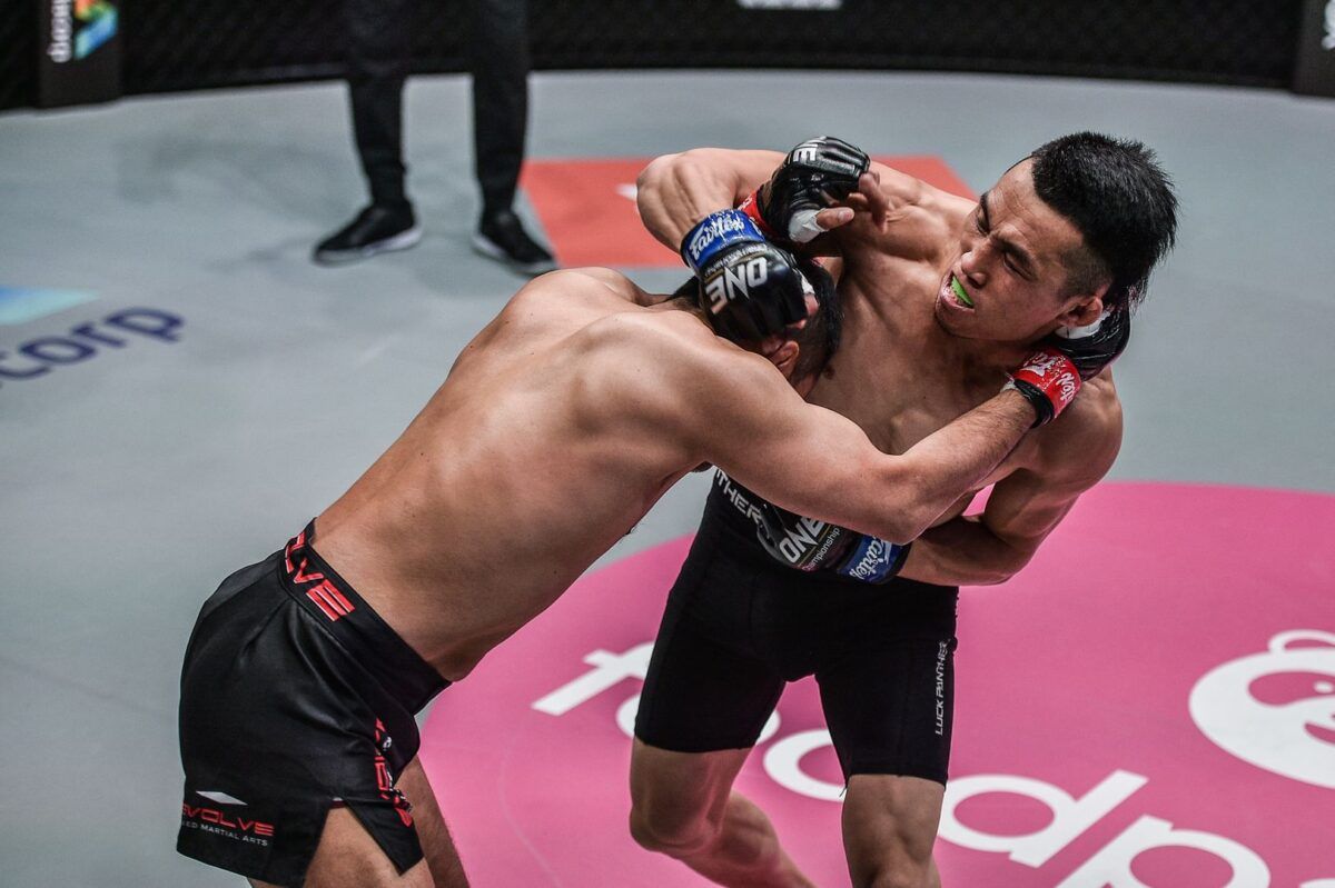 Live action shots of MMA fighters Hexigetu and Dejdamrong Sor Amnuaysirichoke from ONE: REIGN OF DYNASTIES on 9 October!