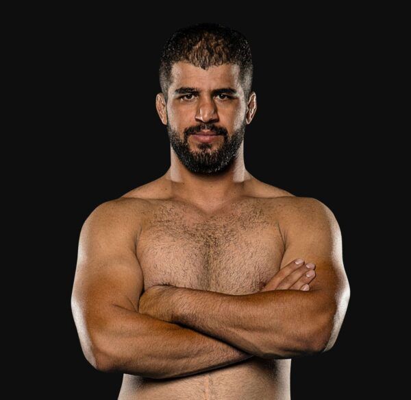 Masoud_Safari hero 1200x1165 1 600x583